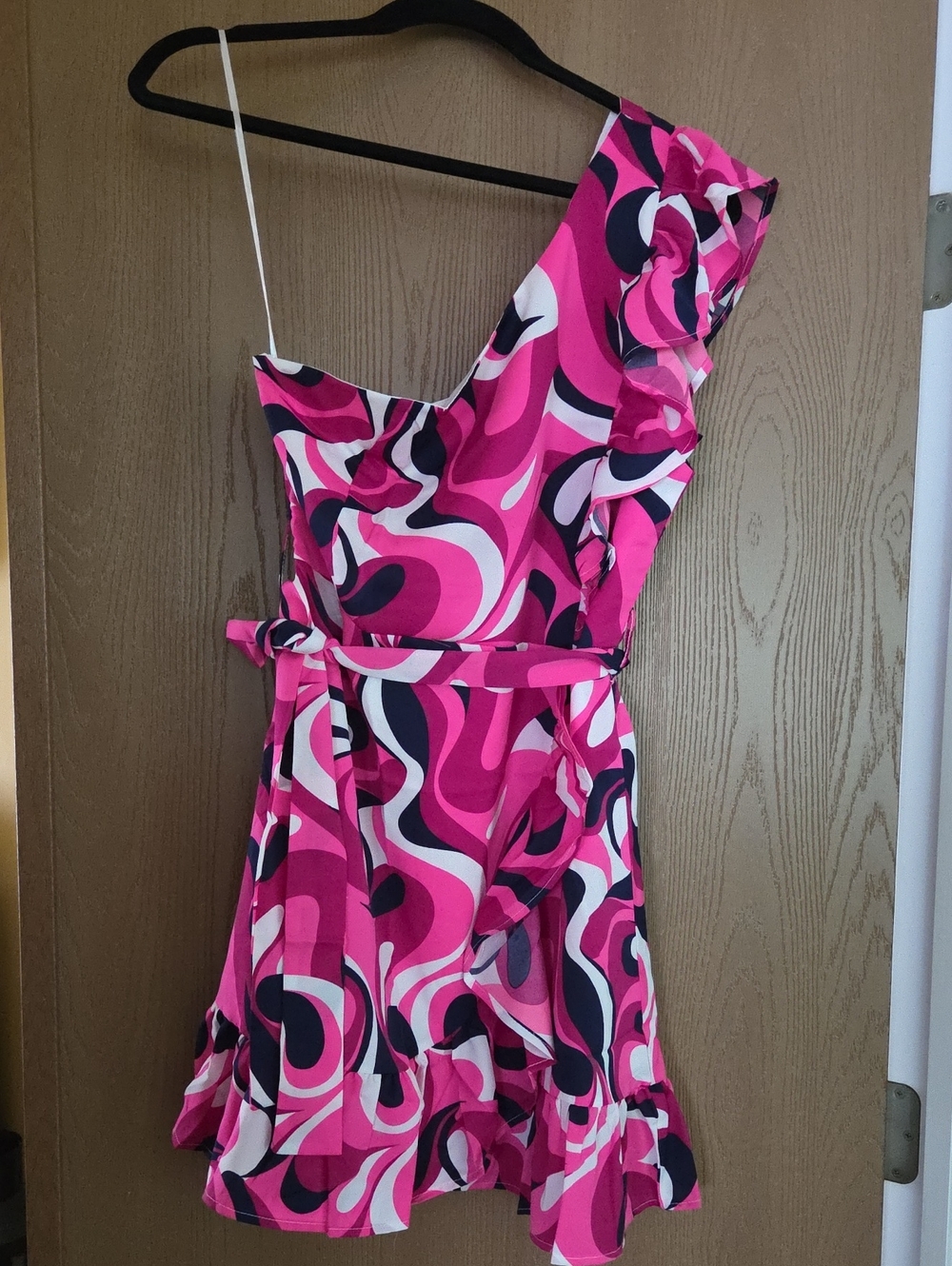 One-Shoulder Pink Swirl Print Dress NWT side Zip, Ruffle Accent